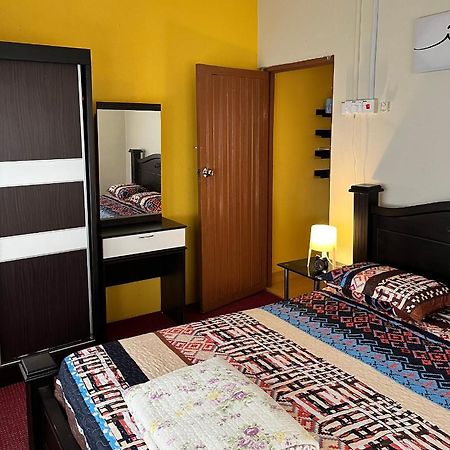 Addin Homestay Tanah Merah Танах-Мерах Экстерьер фото